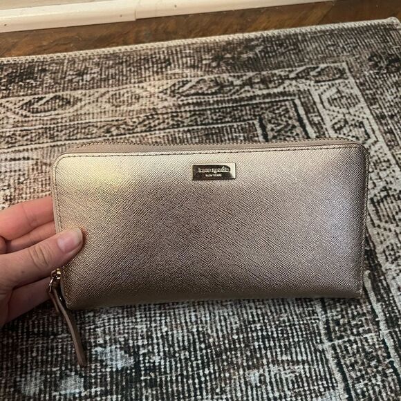 Kate Spade Rose Gold Large Wallet - Picture 1 of 5
